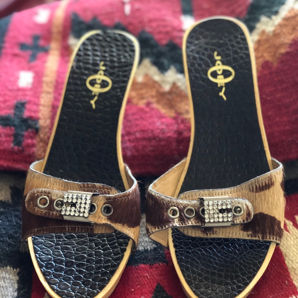 Joey O calf skin low heels